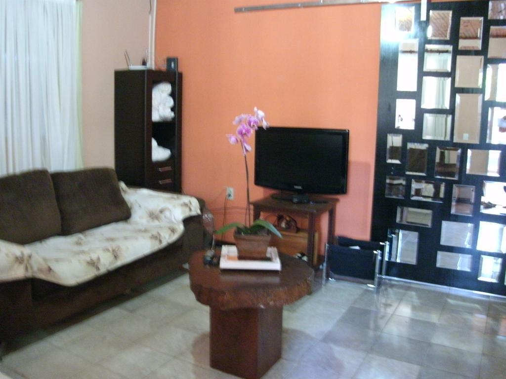 Gardenia House Habitación en casa particular Foz do Iguaçu