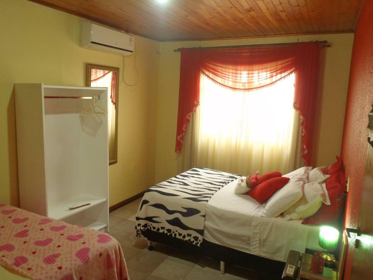 Habitación en casa particular Gardenia House